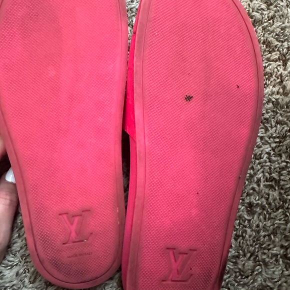 Hot Pink Louis Vuitton Pool Slides - Picture 3 of 6